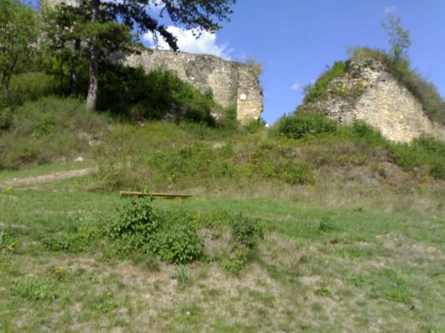 Prístup na hrad od dediny